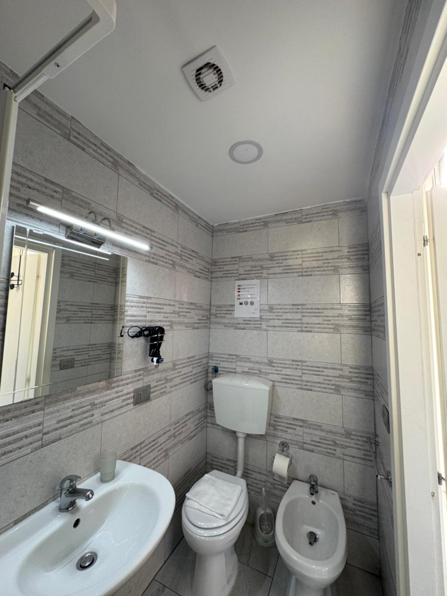 B&B San Ferdinando Napoli Εξωτερικό φωτογραφία